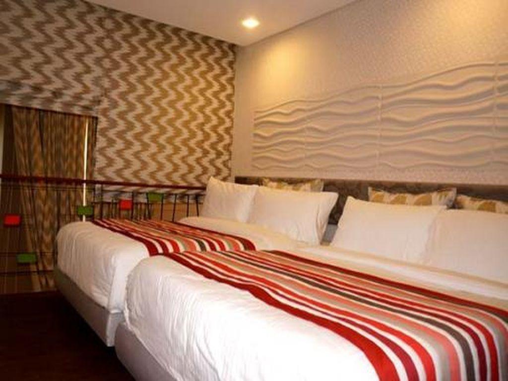 Camaya Coast Hotel Mariveles Exterior photo
